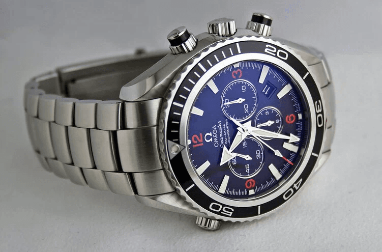 Stainless steel chronograph watch
